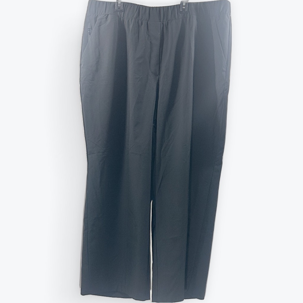 NWT Lane Bryant Black On the Go Wide Leg 22 Short Mid-Rise Athletic
